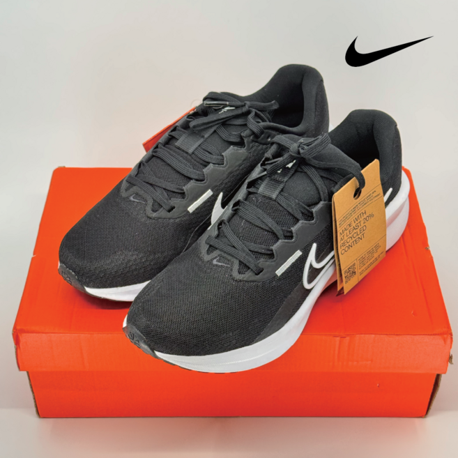 [국내매장판] 나이키 다운시프터 13 남성 여성 조깅화 런닝화 + 투에잇닷 양말 증정