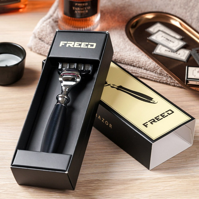 FREED 五刀式刮鬍刀 - 極致黑, 1個, 加購刻字
