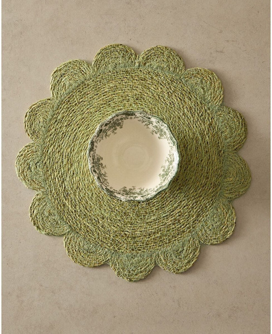 자라홈 브랜드관 꽃모양 라탄 테이블 매트 45208023514 424567, 38 cm, 그린