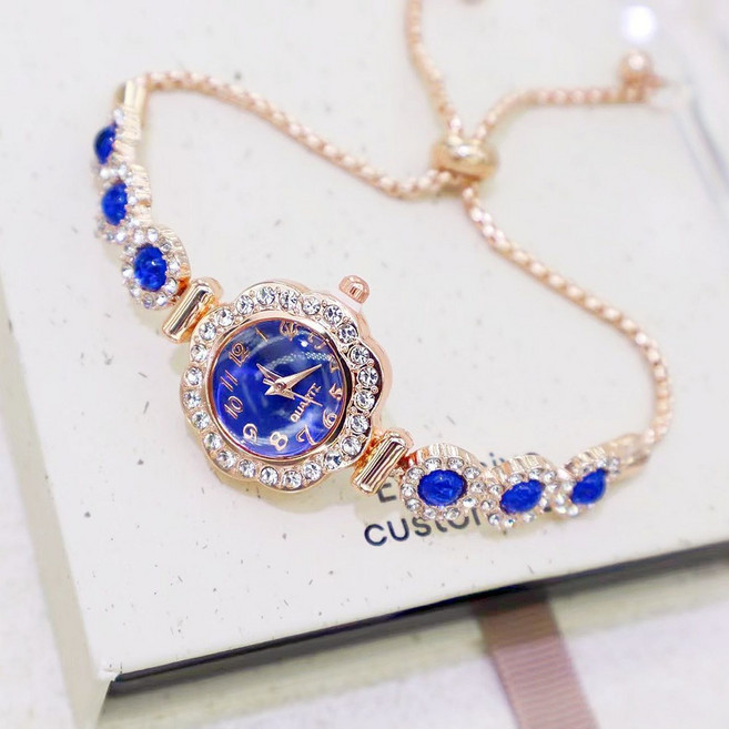 ROYALBELLE 여성 플라워 큐빅 장식 풀다이아 슬라이드 체인 손목시계 패션 브레이슬릿 시계 D0080520