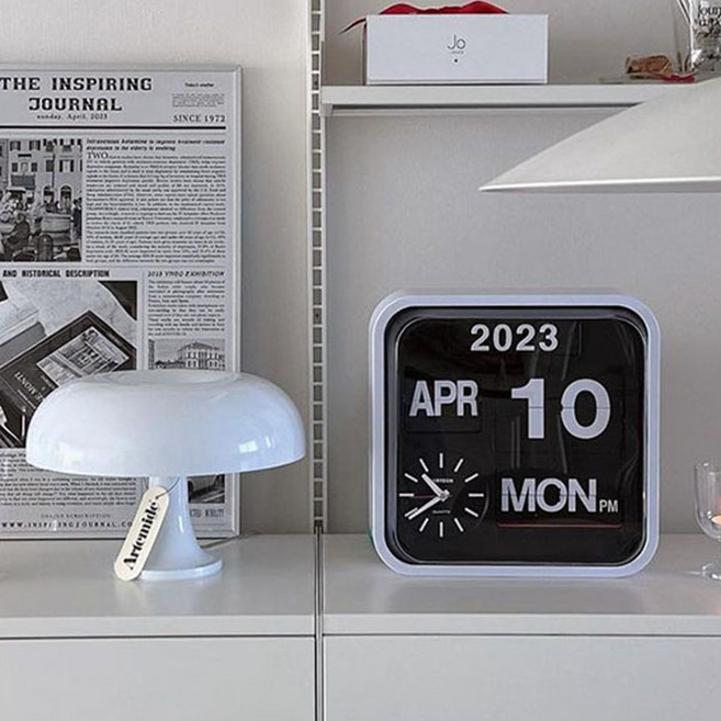 인테리어 벽시계 플립 시계, 32cm - 화이트