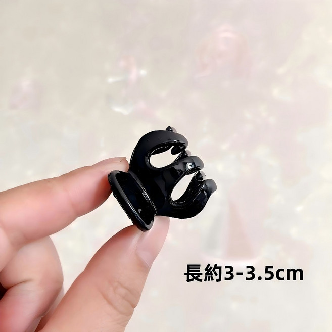 軟硅膠方形鯊魚夾 韓版高級感抓夾 卡其色