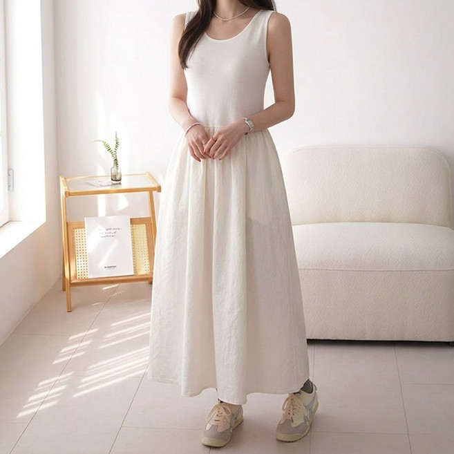 데일리앤 아로마 레이어드 나시 민소매 플레어 롱 바스락 봄 이너 77 원피스