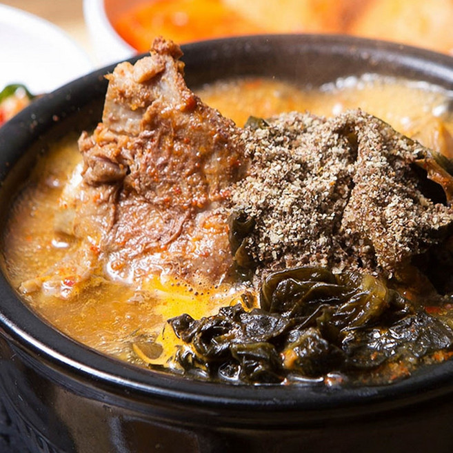 뼈해장국 뼈다귀 해장국 우거지감자탕, 4개, 1kg