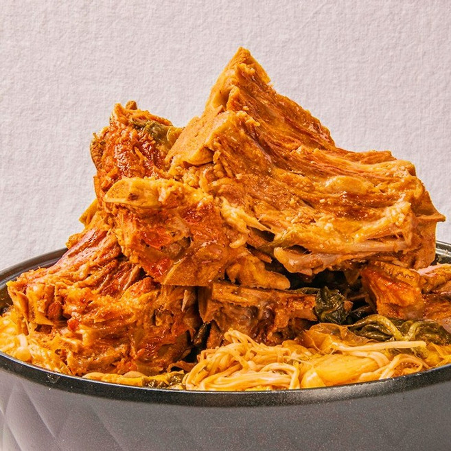 국내산 시래기와 돼지목뼈로 만든 진한 감자탕, 1개, 3.2kg