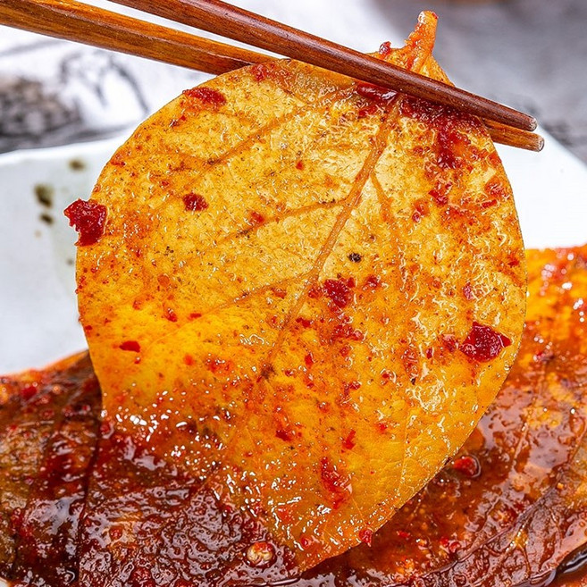 드디어 맛집을 찾앗습니다 삭힌 단풍 양념 콩잎장아찌! 특상품으로 구성되어잇네요 곧품절, 1개, 1g
