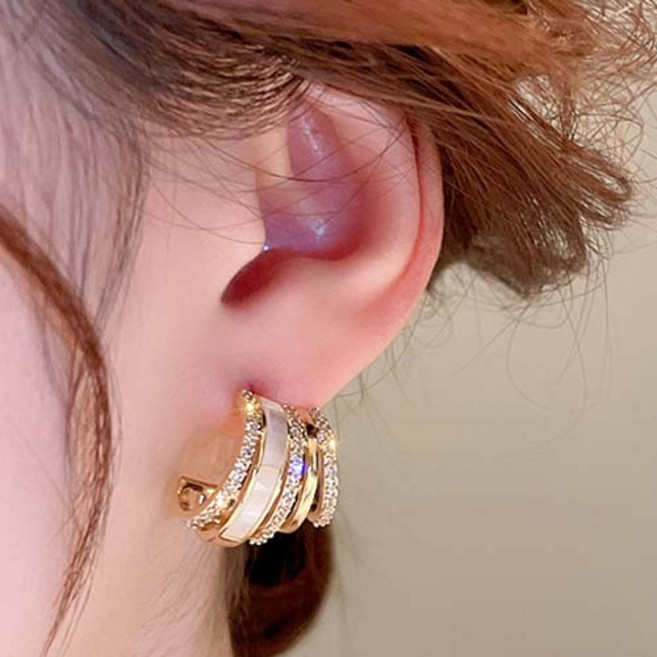 여성 큐빅 더블 레이어드 하프 링 귀걸이 A1641