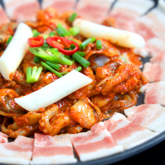 쭈꾸미 쭈꾸미볶음 주꾸미 쭈꾸미볶음양념 주꾸미볶음 홍대쭈꾸미 쭈꾸미300 양념쭈꾸미 냉동쭈꾸미 쭈꾸미보통, 1개, 우동사리, 500g