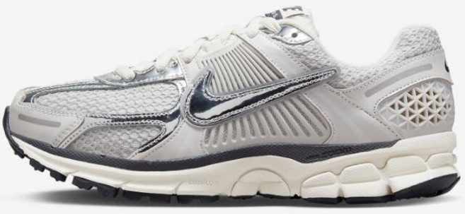 [백화점판매] 나이키 운동화 줌 보메로 5 메탈릭실버 FD0884-025 물티슈 포함