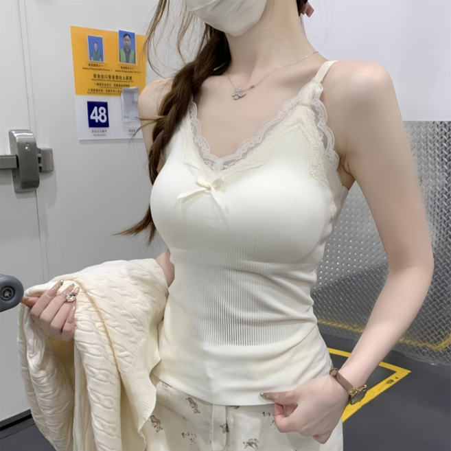 Makone 여성 브이넥 레이스 트리밍 끈나시 솔리드 리본포인트 이너탑 슬림핏 조끼 민소매 이너 티셔츠