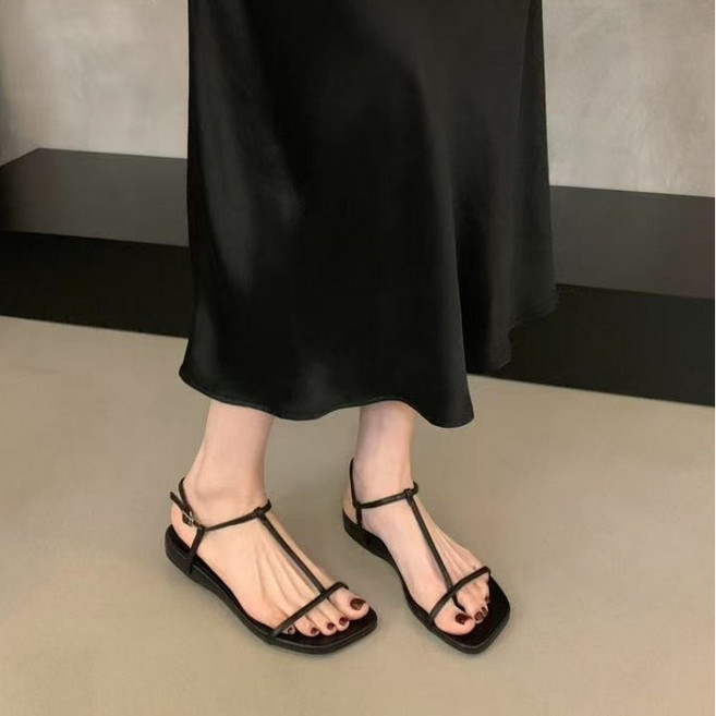 모코뮬리 T샌들 깔끔한 쪼리 샌들