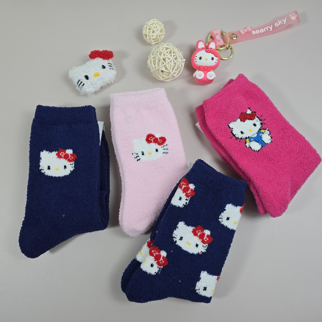 정품 키티 산리오 수면양말 캐릭터 따뜻한 겨울 양말