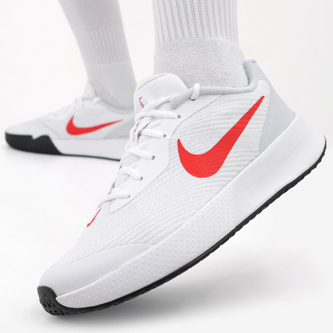 나이키 남성 하드코트용 테니스화 통기성 좋은 메쉬 코트화 안정적이고 지지력 좋은 테니스 신발 발편한 쿠셔닝 트레이닝화 헬스 피트니스 운동화