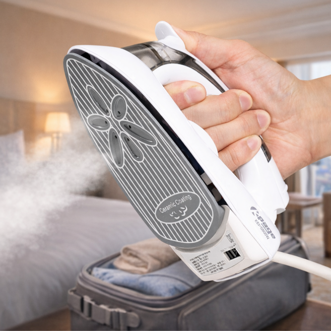 프리볼트 핸디 스팀다리미 휴대용 미니 다리미 접이식 출장 여행용 주름제거, white, 110v/220v