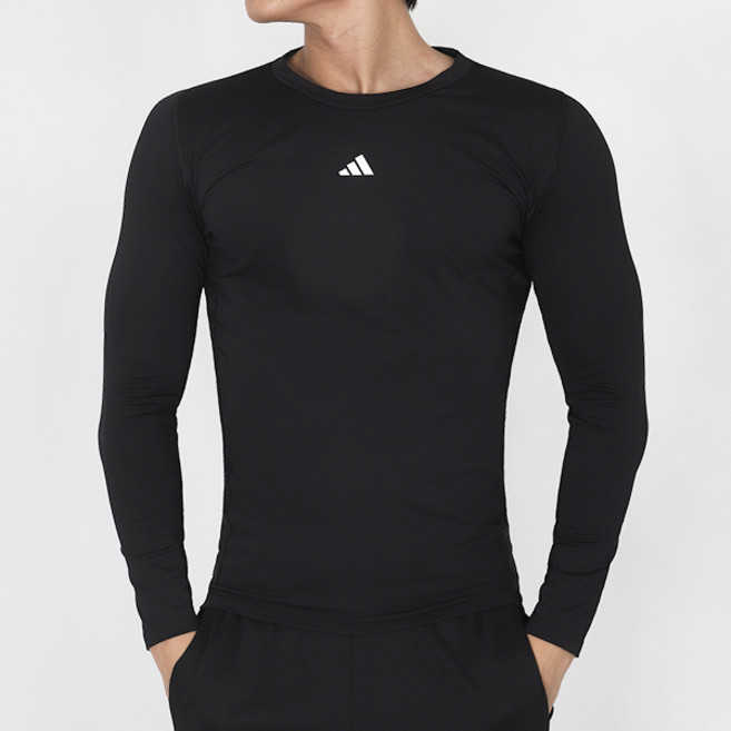 아디다스 헬스티 TECHFIT 컴프레션 트레이닝 긴팔 티