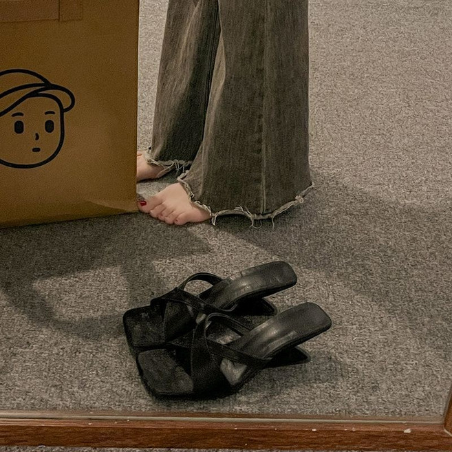 COSYEVNO 여성용 교차 스트랩 스퀘어토 미들힐 뮬 샌들 LFHtx-8