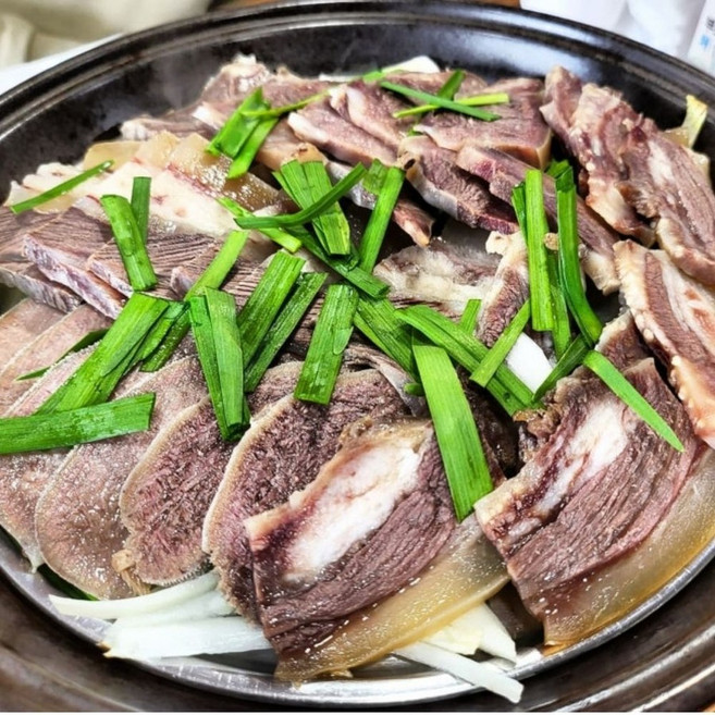 썬푸드 국내산 소머리 수육 300g, 1개