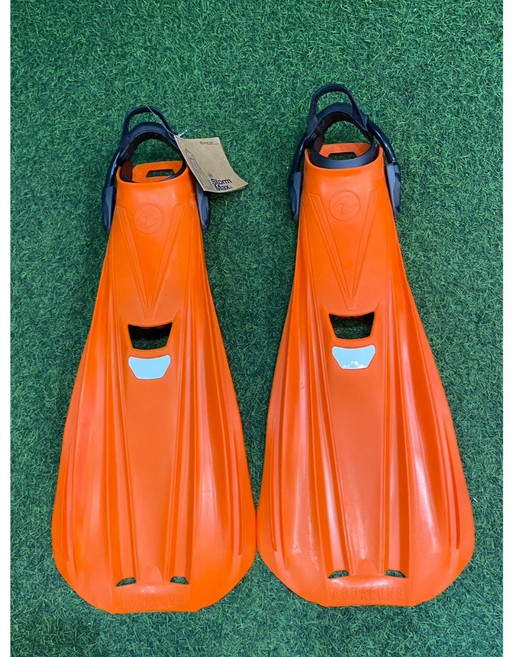 AQUA LUNG STORM MAX 橘色 潛水/浮潛 蛙鞋 M/L 尺寸, 套鞋為27-30cm腳底有菜瓜布套鞋