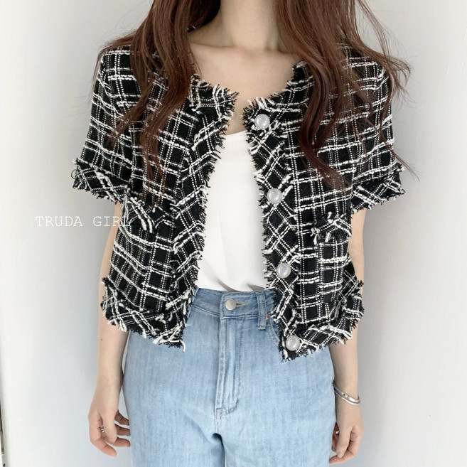 杜達女孩 粗花呢毛邊短袖外套 貓眼釦設計 修身版型 黑白兩色