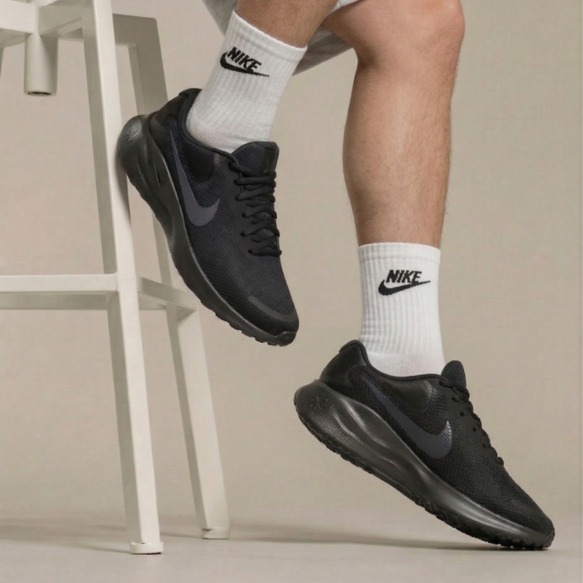 나이키 레볼루션 7 와이드 발편한 운동화 경량 런닝화