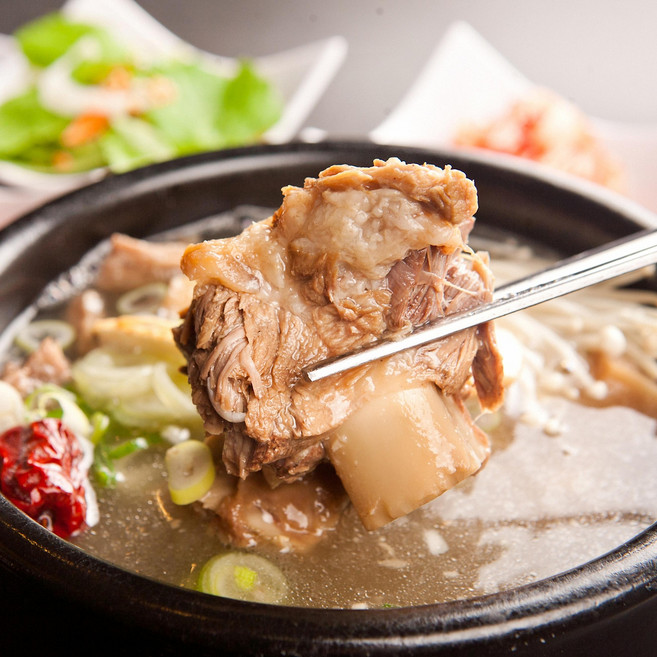 푸짐한집 가마솥에서 끓인 즉석 갈비탕, 500g, 10개