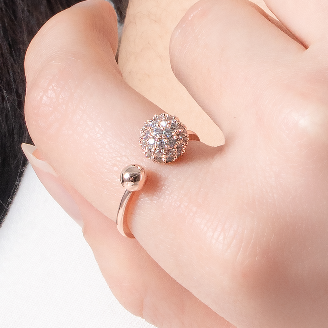 [벨라스톤] 백화점 판매 볼볼 반지 큐빅 볼 장식 여성 실버 컬러 반지 세련된 데일리 포인트 주얼리