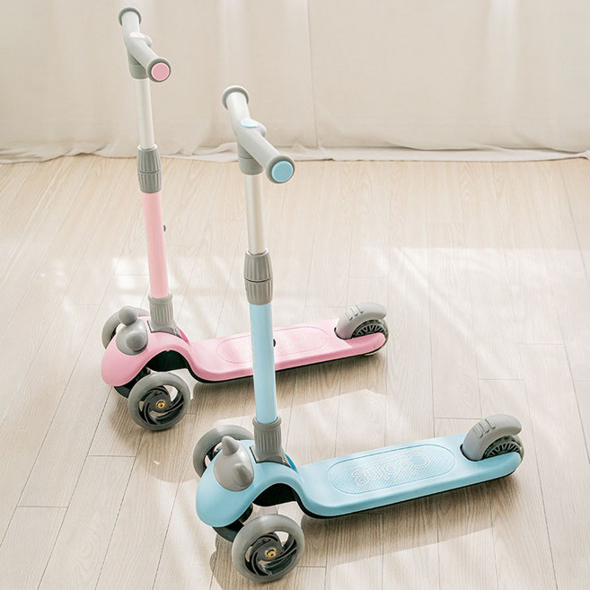 국산 유아 킥보드 LED 발광바퀴 원터치 접이식 3단 높이조절 풋브레이크 2컬러, 인디고블루