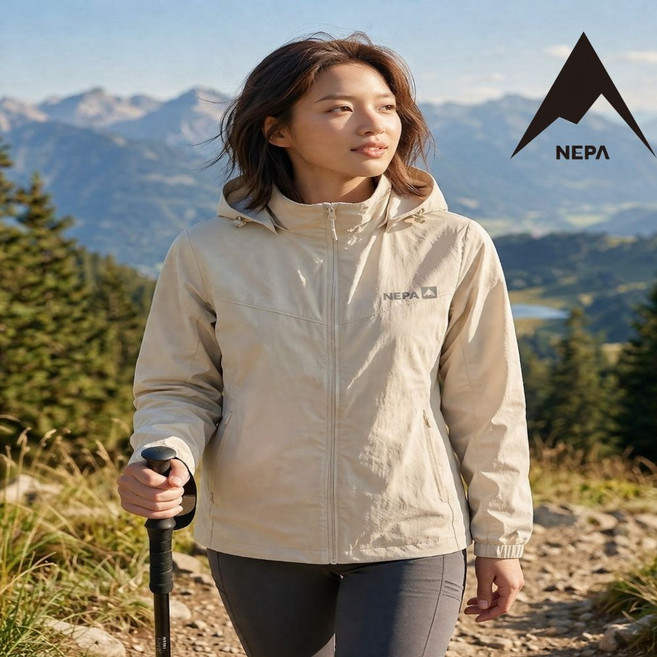 네파 여성용 스트라다 바람막이 경량 윈드브레이커 방풍 자켓 정가169000 7K40602