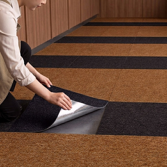 서플라이랩 다용도 접착식 타일 카페트 반려동물 미끄럼방지 단열효과 고양이 스크레쳐 10p, 8블랙