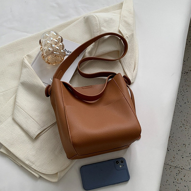 韓版休閒女包 多功能單肩斜挎手提包 大容量耐磨托特包, 棕色