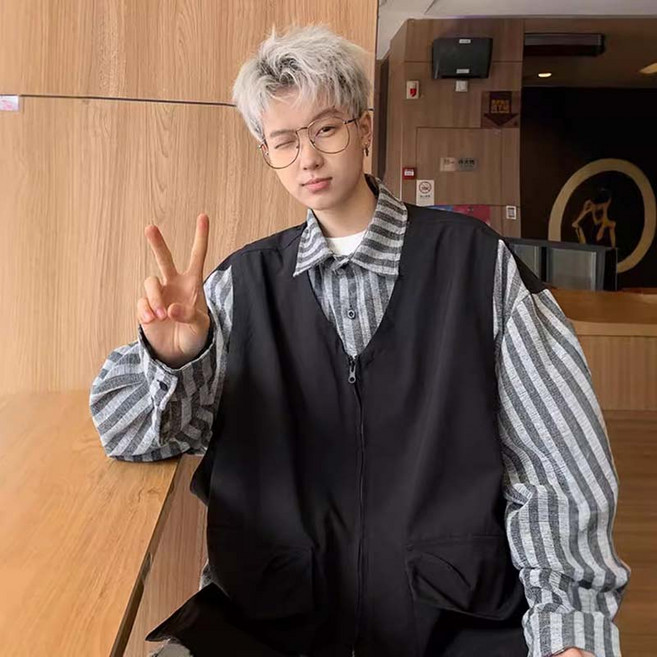 AOKADA 남성 봄 가을 오버핏 브이넥 집업 레이어드 조끼 스트라이프 셔츠 남방 투인원