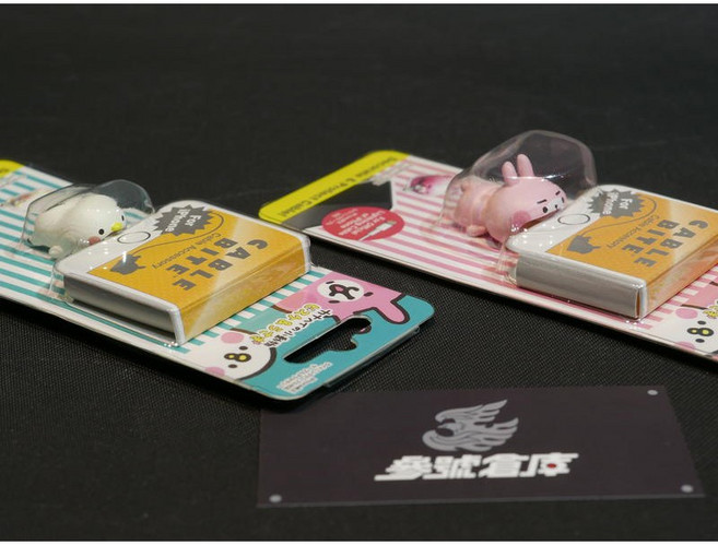 參號倉庫 日版 Cable Bite 卡娜赫拉 兔兔 P助 手機充電線 咬咬保護套 Iphone USB 保護頭, 1個