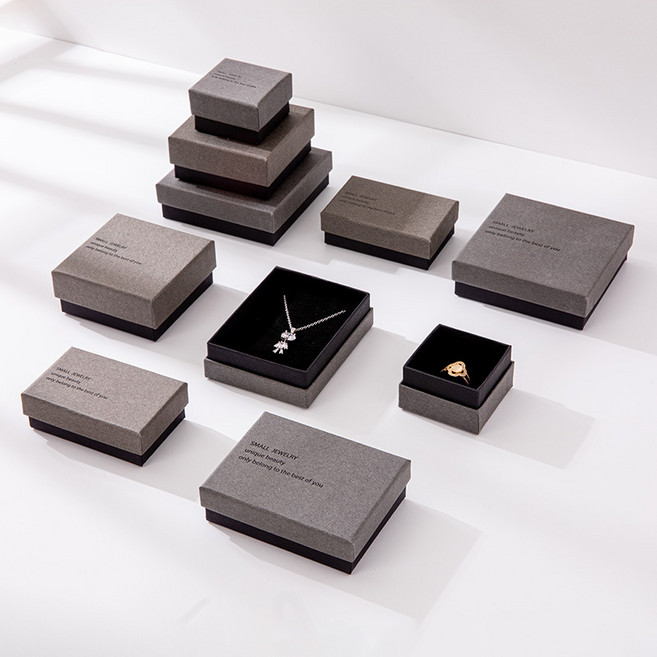 SMALL JEWELRY 雙拼色首飾禮物盒 戒指項鍊飾品包裝盒 多尺寸選擇, 1個, 5*8cm, 米白色