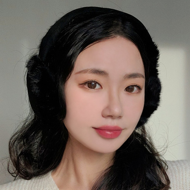 이코마켓 스웨이드 퍼 여성 겨울 털 귀마개 접이식 방한 귀도리