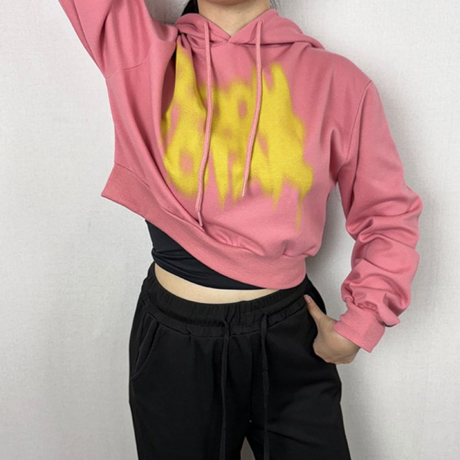 [~88 2XL 8color/유니크]락스타 크롭 후드티 빅사이즈 날씬핏 허리잘록 밴딩 데일리 여리핏 여유핏 간절기 긴팔티 후드티 유니크 힙 프린팅 꾸안꾸 크롭후드[389]