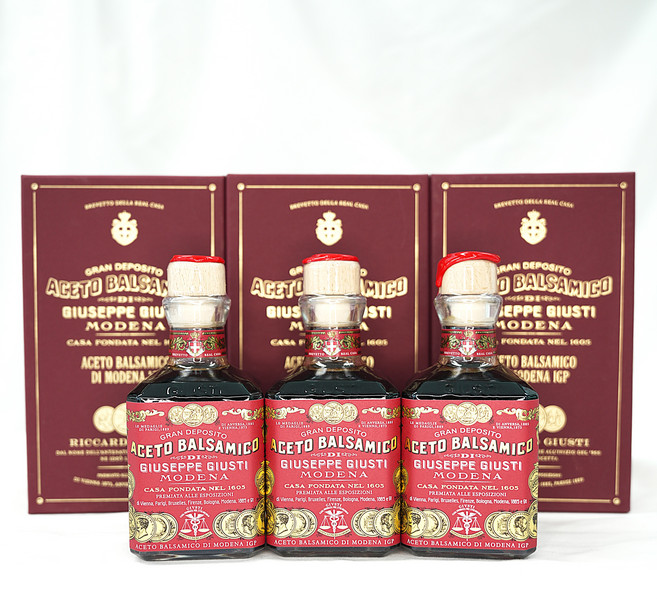 Giuseppe Giusti 쥬세페쥬스티 12년산 3메달 Cubic 와인 발사믹 식초 250ml, 3개