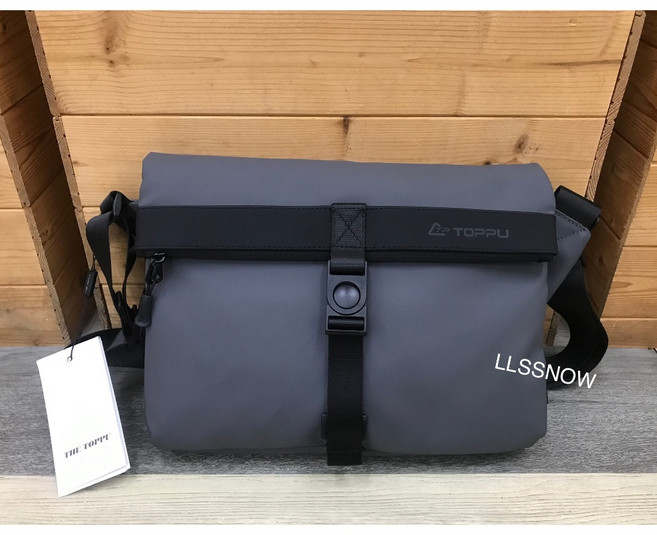 THE TOPPU 防水皮革側背包 韓國包包 男用斜背包, 灰色 (TP1130225)