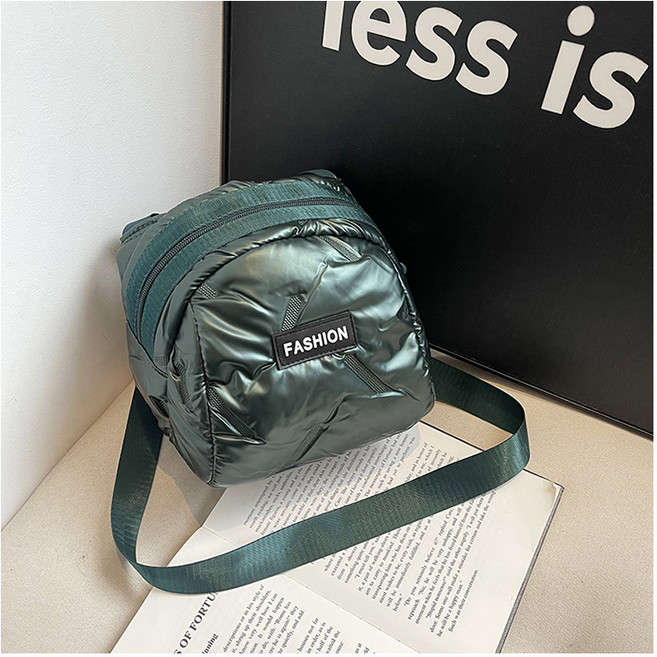 복복복 캐주얼 패딩 크로스백 숄더백