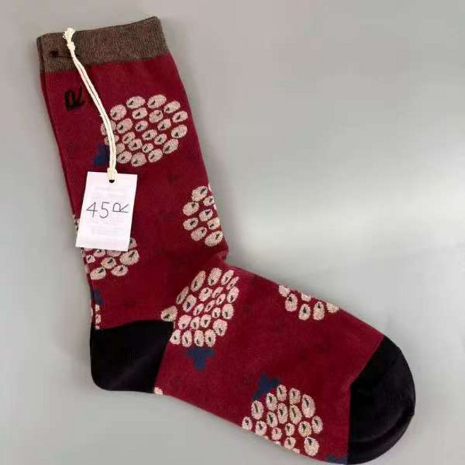 文藝復古刺繡針織棉繡球花高筒女襪 - 簡約休閒潮襪