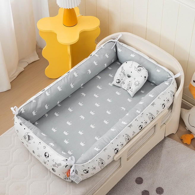 ANGEL baby home 嬰兒床中床，可摺疊可拆洗，便攜式防壓睡窩，多功能寶寶床, 新款加大宇宙皇冠兩件套床+枕頭, 宇宙皇冠, 兩件套