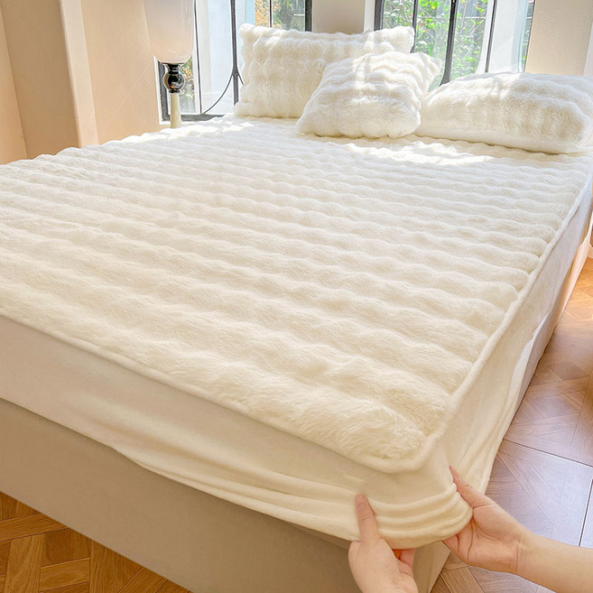 [한정특가]마술사 부드러운 인조 토끼털 매트리스 커버 통기성