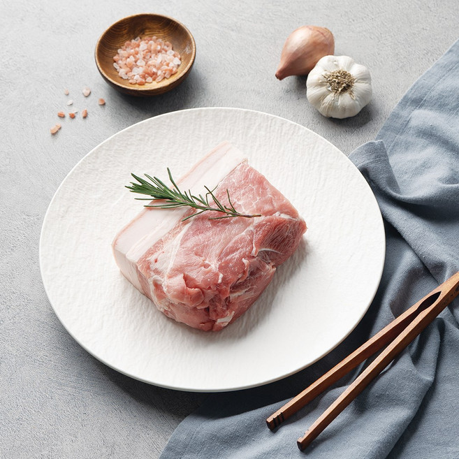 미트인 한돈 앞다리살 수육용 기본(껍질없음), 1개, 500g