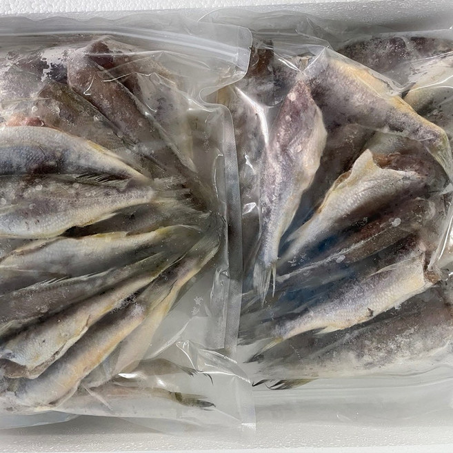 영광 법성포 손질 굴비 팩당 25-30마리 빗깔 손질 깐깐한 참 조기 1kg 4개