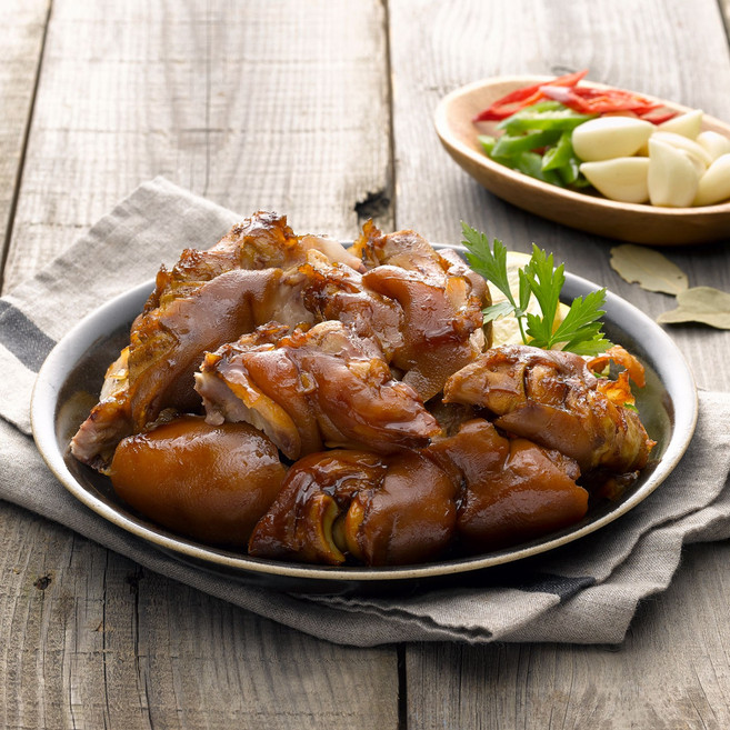 뼈에 붙은 쫀득한 족발을 선비찬 미니슬라이스족발 300g, 1팩