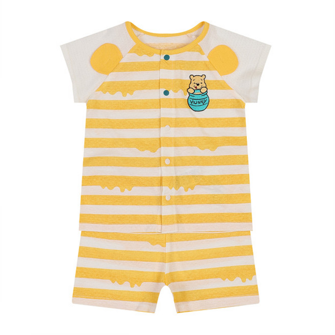 디즈니베이비 야탑NC점 후들후들~ 얇은 면 소재의 반팔 내의 상하세트입니다~~ 소매부분은 메쉬로 더 시원해요