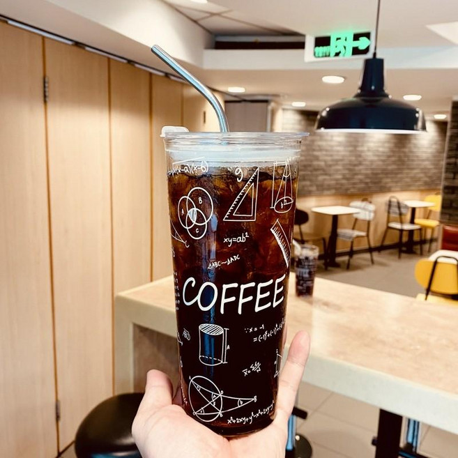 메가 커피텀블러 900ml 사무실 직장인 빨대내장, 1개, 1L, 750ml 수학용 컵 빨대+열차단커버 포함
