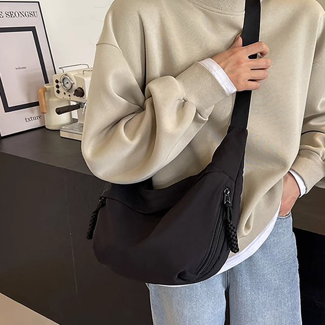 레드에셋 반달 크로스백 반달백 여성 남성 가방