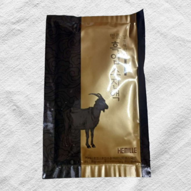헤밀레 김소형 원장 명품 흑염소진액 70ml 흑염소혼합추출액 칡 대추 작약 당귀 뽕잎 오가피 진피 두충 천궁 생강 숙지항 감초 익모초 엄나무 결명자 황기 계피 영지버섯 산양삼, 2.1L, 1박스