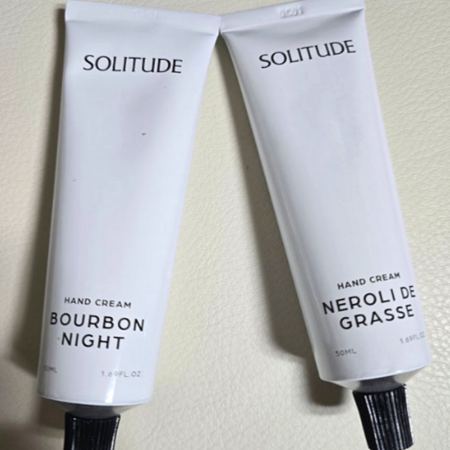 [정품샵] 솔리튜드 버번 나잇 핸드크림 [1+1 더블 상품] 솔리튜드핸드크림 핸드케어 보습 바디케어 보습크림 저자극 플로럴 머스크 시어버터, 2개, 50ml