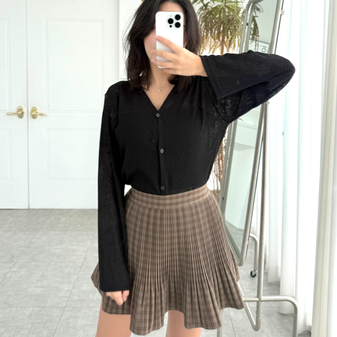 누보마켓 날씬해보이는 여성 여름 간절기 얇은 브이넥 가디건